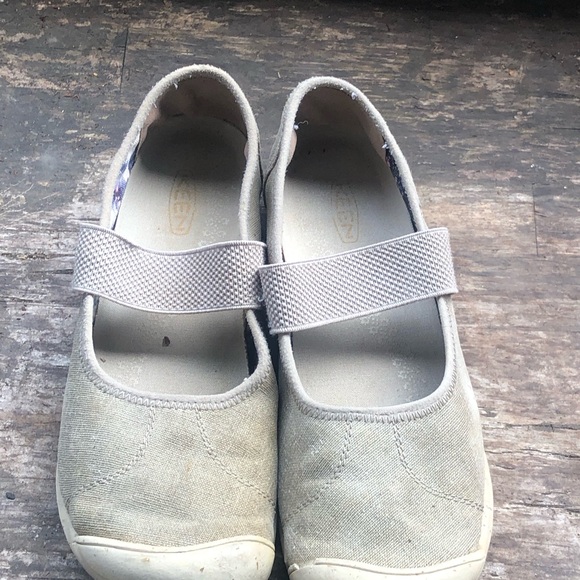 Keen Sienna Women's Tan Canvas Mary Jane Flat Shoes Size39.5/9US - Picture 9 of 13